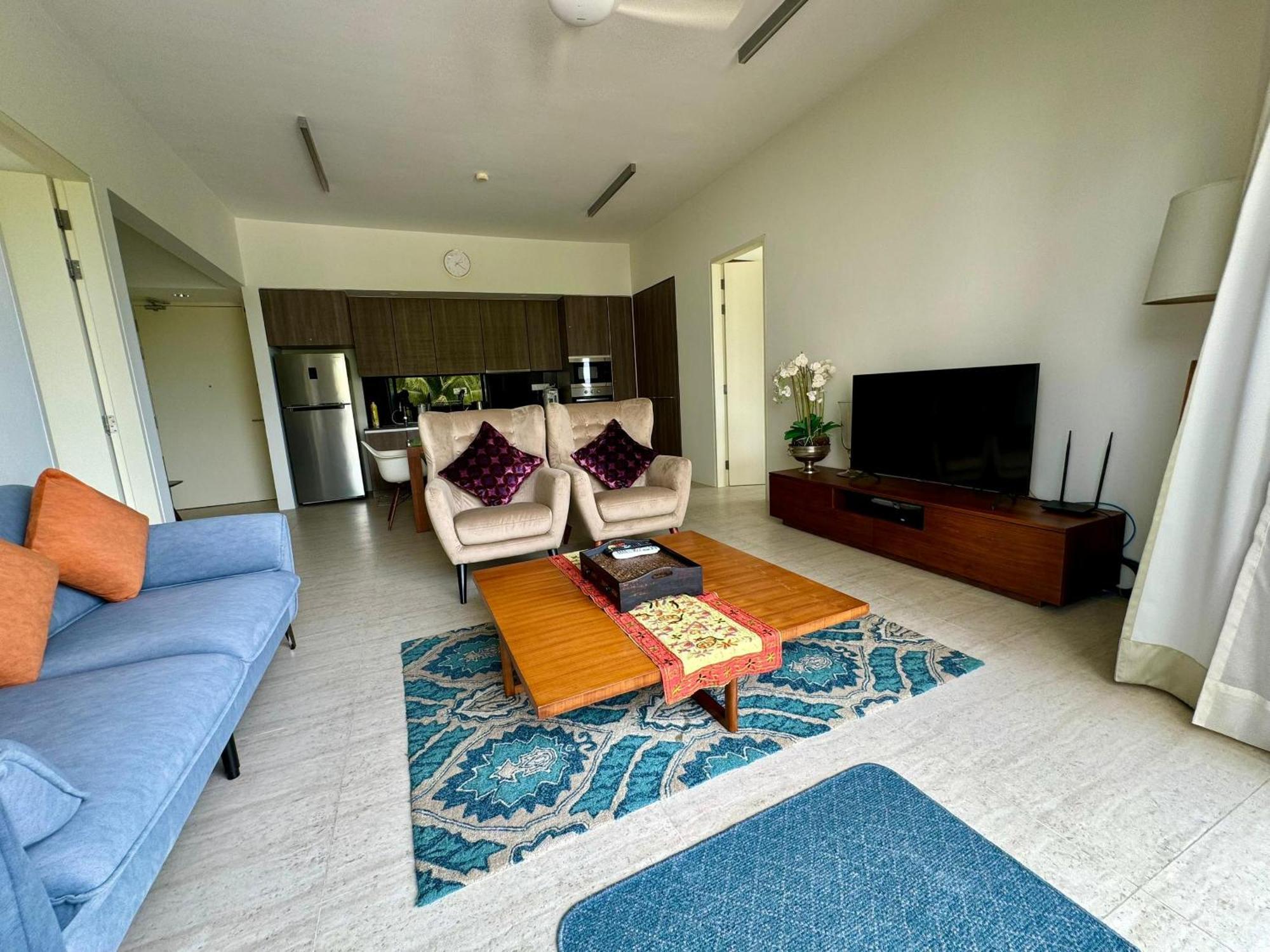Appartamento By The Sea- Pool And Sea View Batu Ferringhi Esterno foto