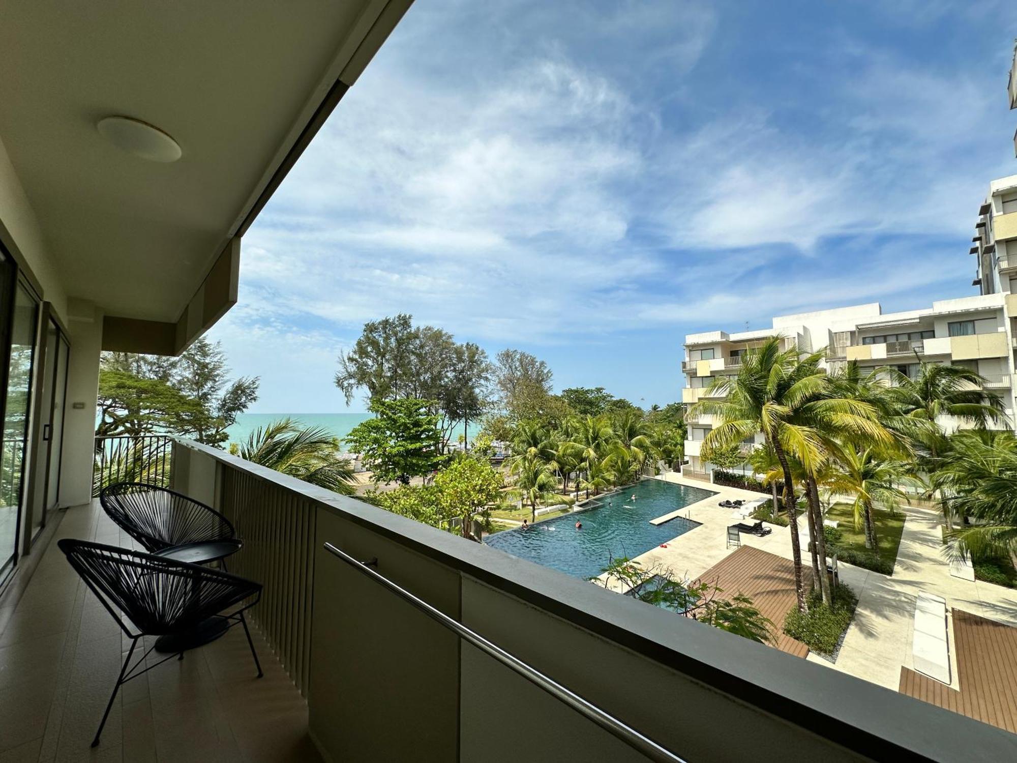 Appartamento By The Sea- Pool And Sea View Batu Ferringhi Esterno foto